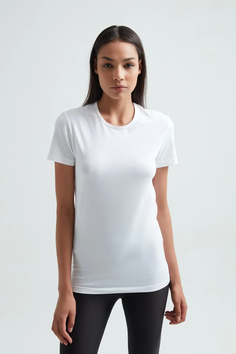 T-shirt pour femme — usage unisexe · Écru